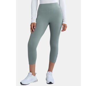 Women’s SoftSculpt Ruched High Rise Capri Leggings
